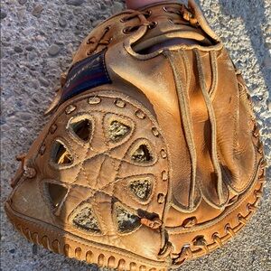 Vintage Tan Leather Joe Torre Catchersmitt with Intricate Webbing and Padding